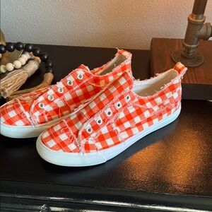 NWOB Orange and white Gingham Sneakers by Corkys